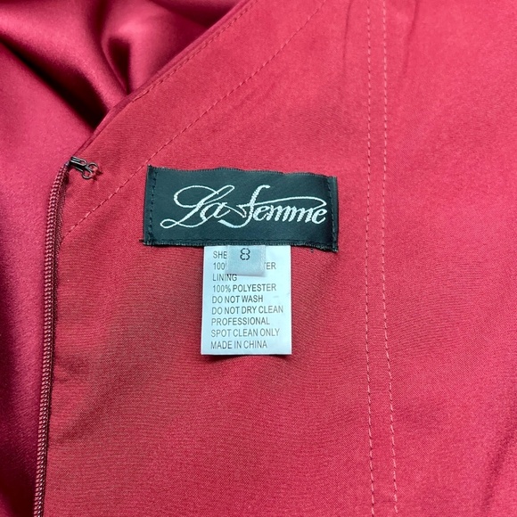 La Femme 28607 Deep V-Neck High Slit Satin Gown Wine Size 8 - Picture 8 of 10